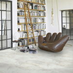 1748847 Marble Abbey biely